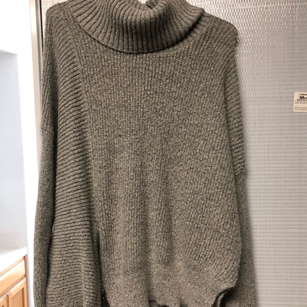 Long sleeve high neck sweater